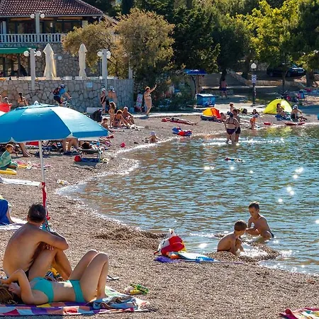 Kompleks wypoczynkowy Victoria Mobilehome Camping Jezera Lovisca Jezera
