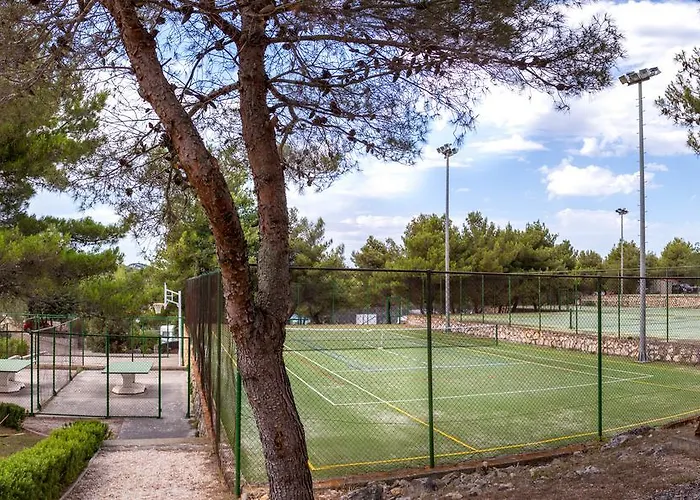 Victoria Mobilehome Village